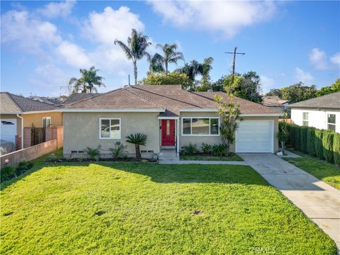 Photo of 11715 Samoline Ave, Downey, CA 90241 (MLS # CV26047190)