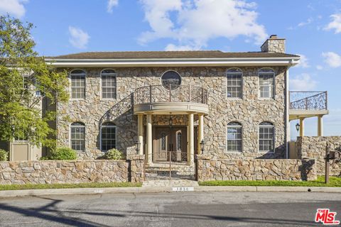 Photo of 1036 El Medio Avenue, Pacific Palisades, CA 90272 (MLS # 26638051)