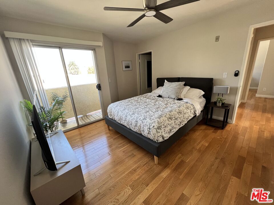Short term furnished lease (30 day+) $3,195. Long term furnished (12 months) $2,995. Available unfurnished and furnished long term. A 2-bedroom, 2-bathroom unit located in the heart of Miracle Mile. This well-maintained residence features small city views from both bedrooms, with one offering direct access to a private balcony. Enjoy a functional layout with great living space, on-site laundry, and assigned parking. Situated just moments from The Grove, LACMA, and Cedars-Sinai, this home offers unbeatable walkability to LA's premier cultural and lifestyle destinations. Don't miss this rare opportunity to own in one of LA's most vibrant and central neighborhoods.