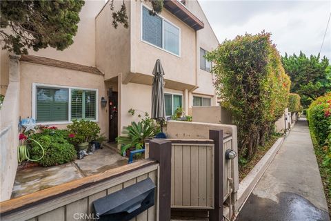 Photo of 16710 Orange Ave. Ave #A1, Paramount, CA 90723 (MLS # PW26070322)