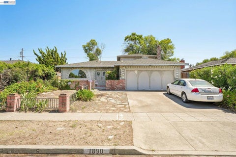 Photo of 1890 Bernice Way WAY, San Jose, CA 95124 (MLS # 41138681)