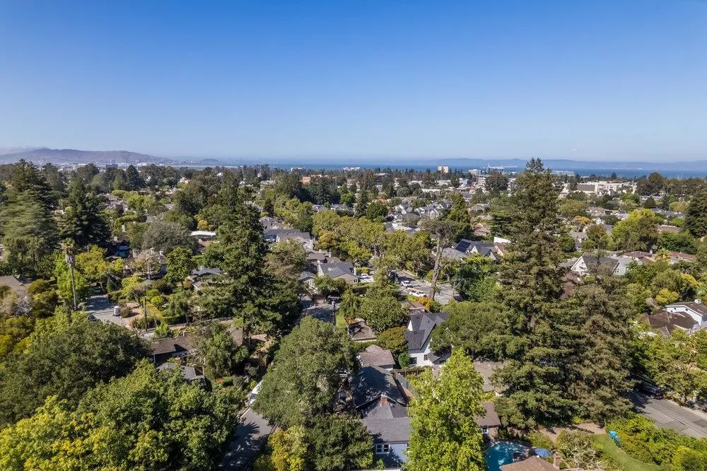 San Mateo, California 94402, United States, 3 Bedrooms Bedrooms, ,2 BathroomsBathrooms,Residential,Active,154109