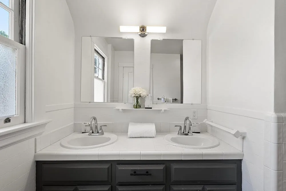 San Mateo, California 94402, United States, 3 Bedrooms Bedrooms, ,2 BathroomsBathrooms,Residential,Active,154109