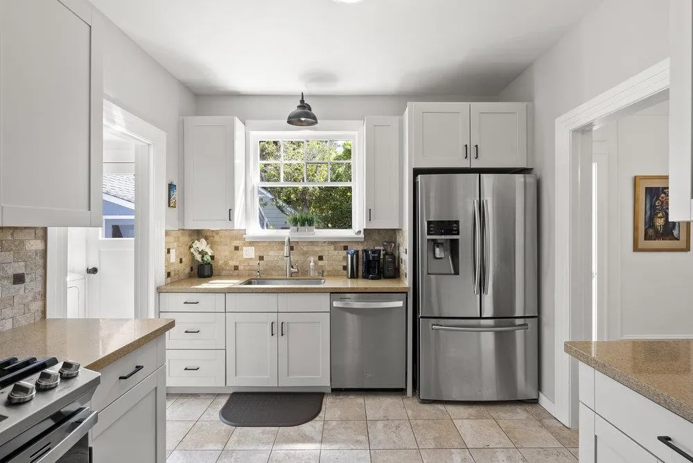 San Mateo, California 94402, United States, 3 Bedrooms Bedrooms, ,2 BathroomsBathrooms,Residential,Active,154109