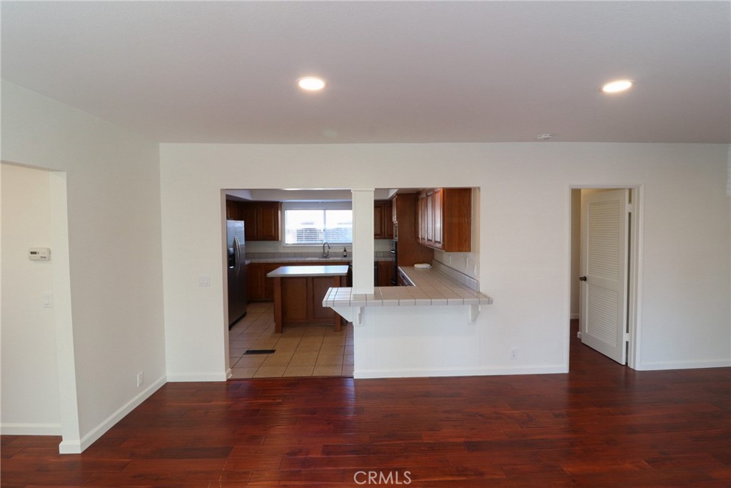 OLD TOWNE - Residential Income