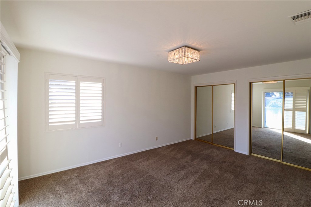 OLD TOWNE - Residential Income