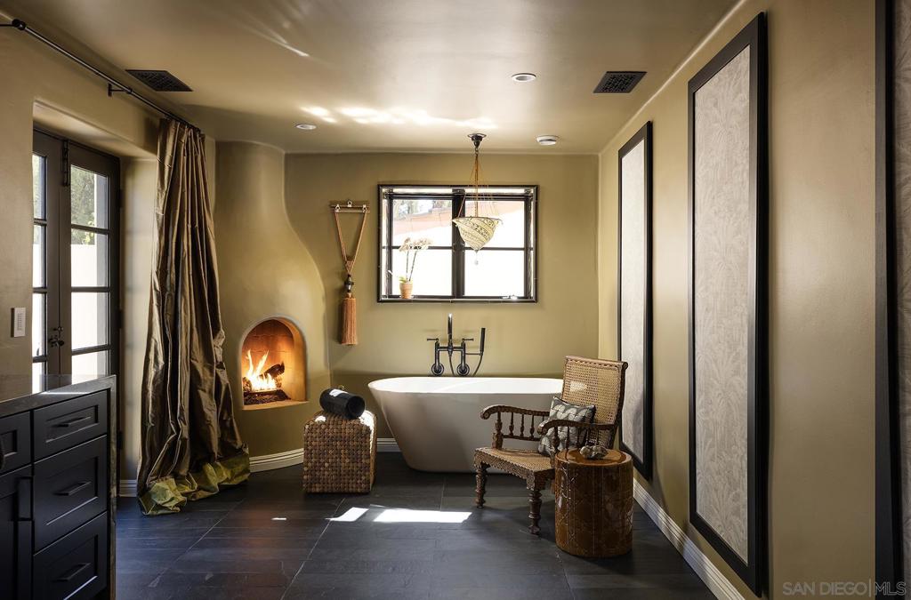 Rancho Santa Fe - Residential