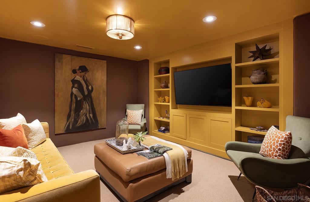 Rancho Santa Fe - Residential