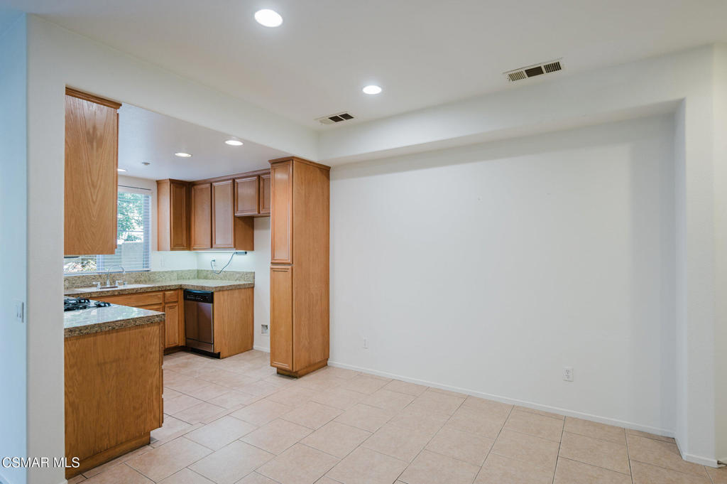 Patricia Gardens-231 - 1001702 - Residential Lease