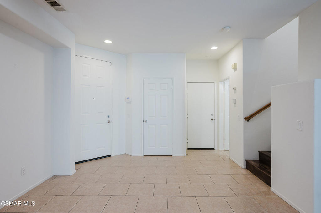 Patricia Gardens-231 - 1001702 - Residential Lease