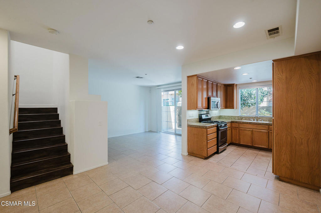 Patricia Gardens-231 - 1001702 - Residential Lease