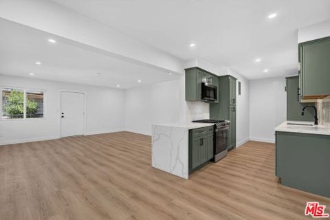 Photo of 12287 Osborne Street #13, Pacoima, CA 91331 (MLS # 26990511)