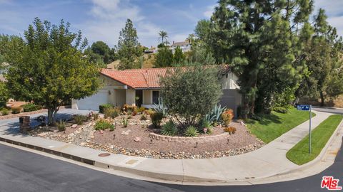 Photo of 11700 Doral Avenue, Porter Ranch, CA 91326 (MLS # 26774693)