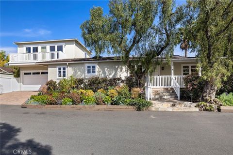 Photo of 508 Seaview St, Laguna Beach, CA 92651 (MLS # LG26036824)