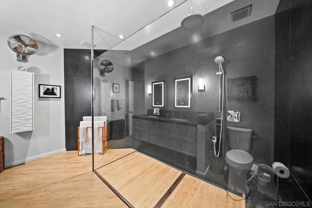 700 Front St 510