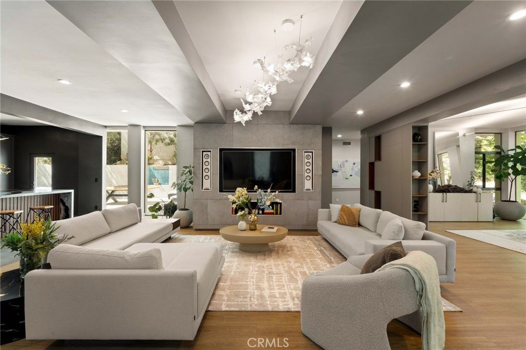 Photo of 3191 Laurel Canyon Boulevard, Studio City, CA 91604 (MLS # SR25255633)