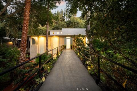 Photo of 3191 Laurel Canyon Boulevard, Studio City, CA 91604 (MLS # SR25255633)