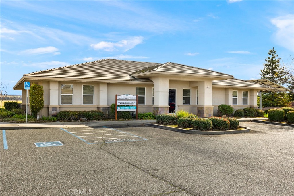 Ground floor, single office space in well maintained building with professional co-tenants. Property includes solar array providing a reduced electricity cost and a shaded patio area. Shared waiting room, reception area and breakroom. Tenant pay share of utilities.