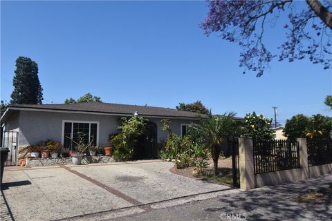 2201 W Russell Avenue Santa Ana CA 92704