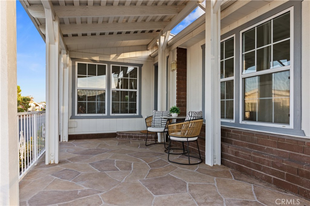 5200 Irvine Boulevard 210