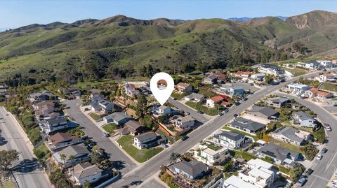 Tiny photo for 5382 Edgehill Circle, Ventura, CA 93003 (MLS # V1-33773)