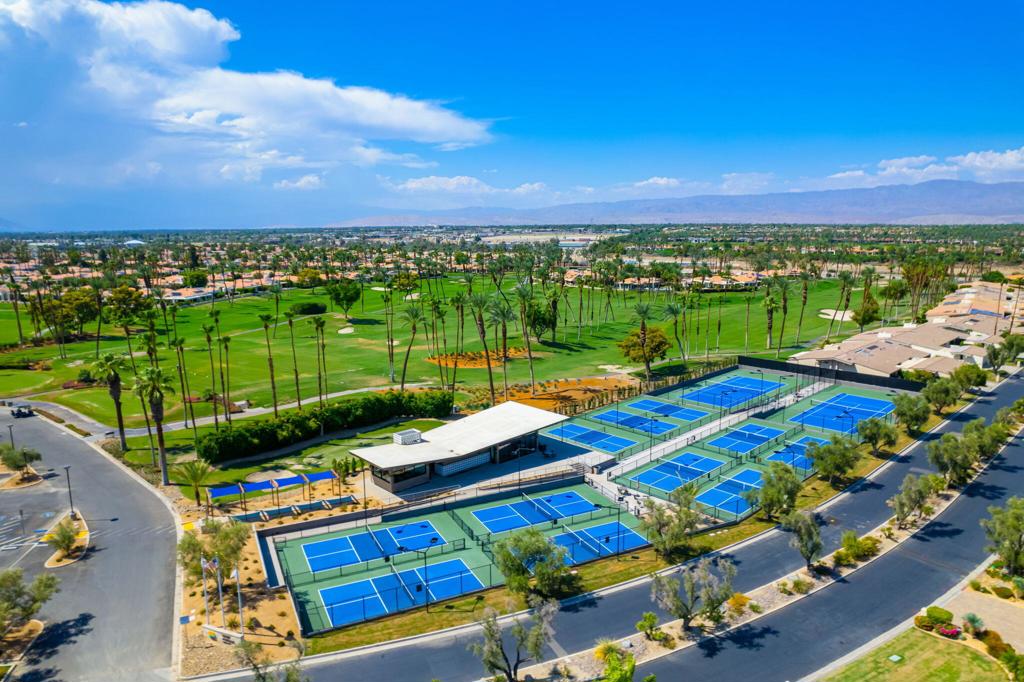 Desert Horizons C.C. - Residential