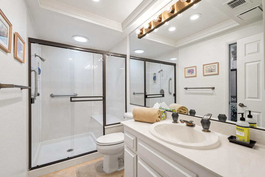 Chaparral C.C. - Residential