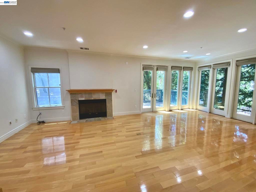 19 Edgewood Pl