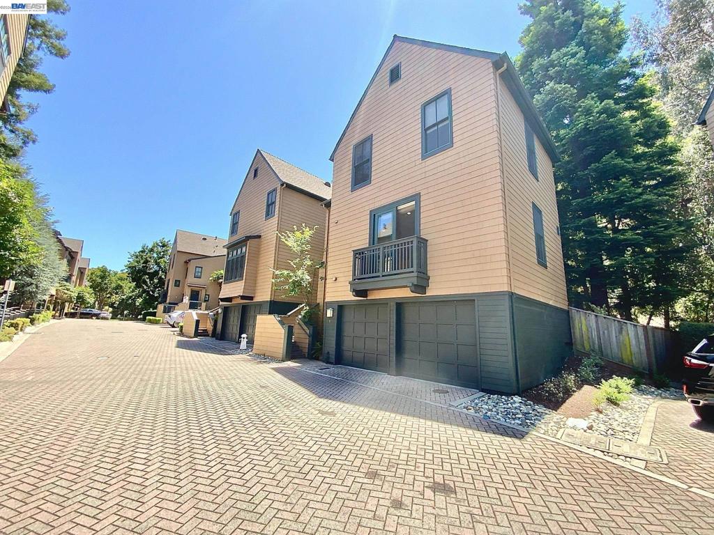 19 Edgewood Pl