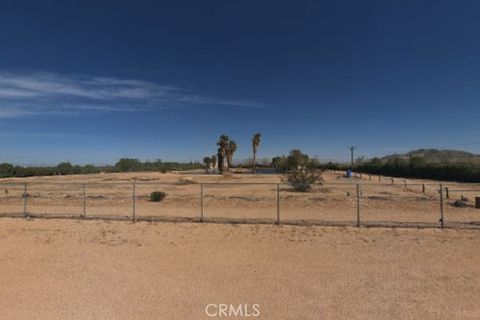 Photo of 35337 Raigosa Drive, Newberry Springs, CA 92365 (MLS # HD26064162)