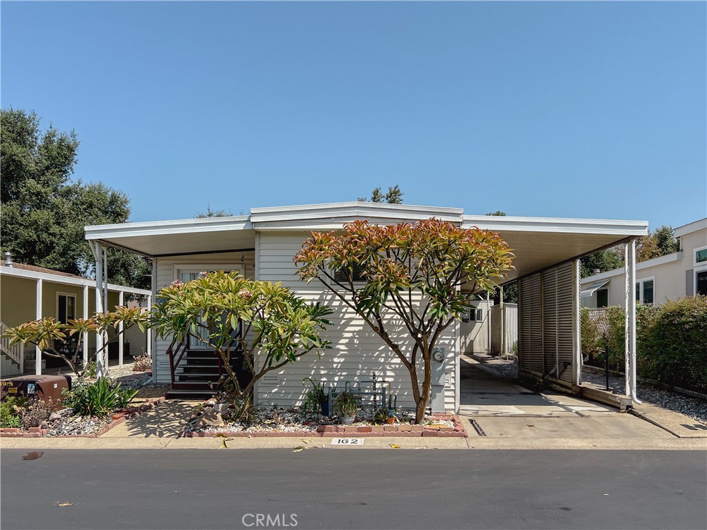 All-ages community located in the beautiful city of San Dimas, this 2 bed 2 bath 1,150 sq. ft. manufactured home is move-in ready. Features include 2-car covered driveway, water-resistant laminate flooring (no carpet), recessed lighting throughout, LED lighting, white cabinetry, central AC/heat, and indoor laundry hookups. The gourmet kitchen offers quartz countertops and stainless-steel appliances. Enjoy the community amenities in a resort-style living with pool, spa, gym, basketball court, clubhouse, guest parking, and gated entry. All potential buyers must first meet the qualifications and be approved by the Management/Corporate office to reside in the community.