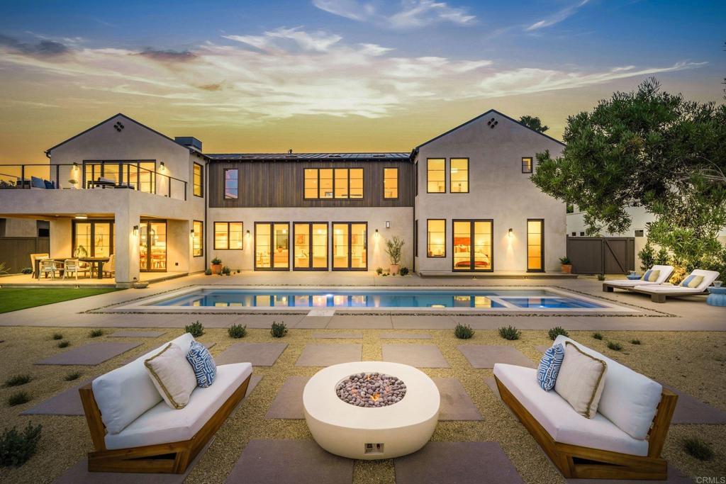 8341 La Jolla Scenic Drive N