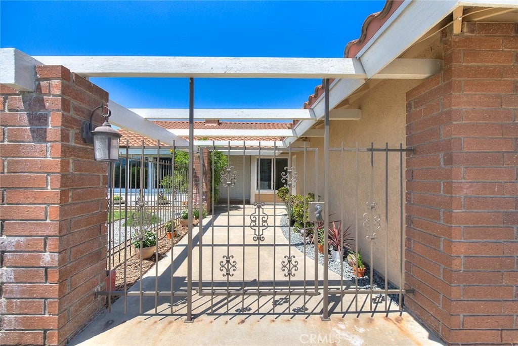 23819 Country View
