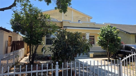 Photo of 1326 E 9th Street, Long Beach, CA 90813 (MLS # PW26177881)