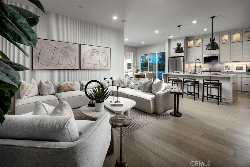 288 Sage Way