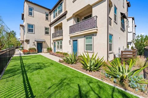 Tiny photo for 2328 Stardust, Escondido, CA 92025 (MLS # PTP2601764)