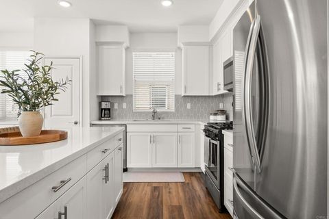 Tiny photo for 2328 Stardust, Escondido, CA 92025 (MLS # PTP2601764)