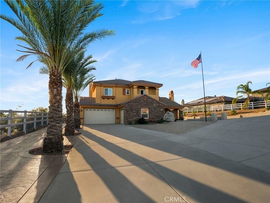 17531 FAIRBREEZE CT, RIVERSIDE, CA 92504 - Image e612cc99c48a71df152b1facbebca86a/1107398772