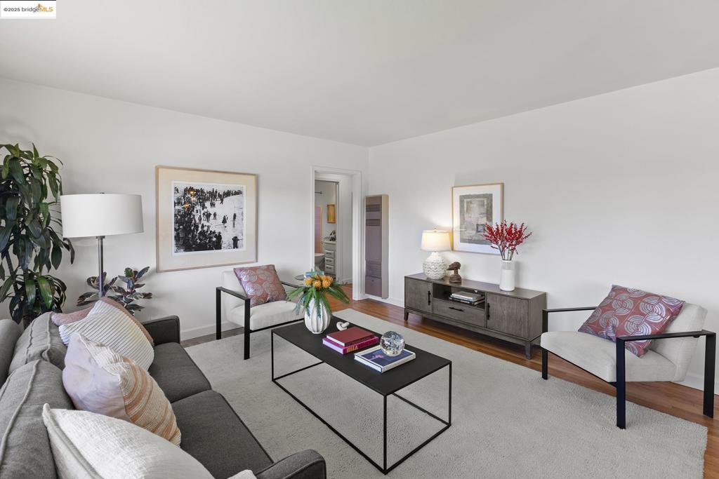 CENTRAL HAYWARD - Residential
