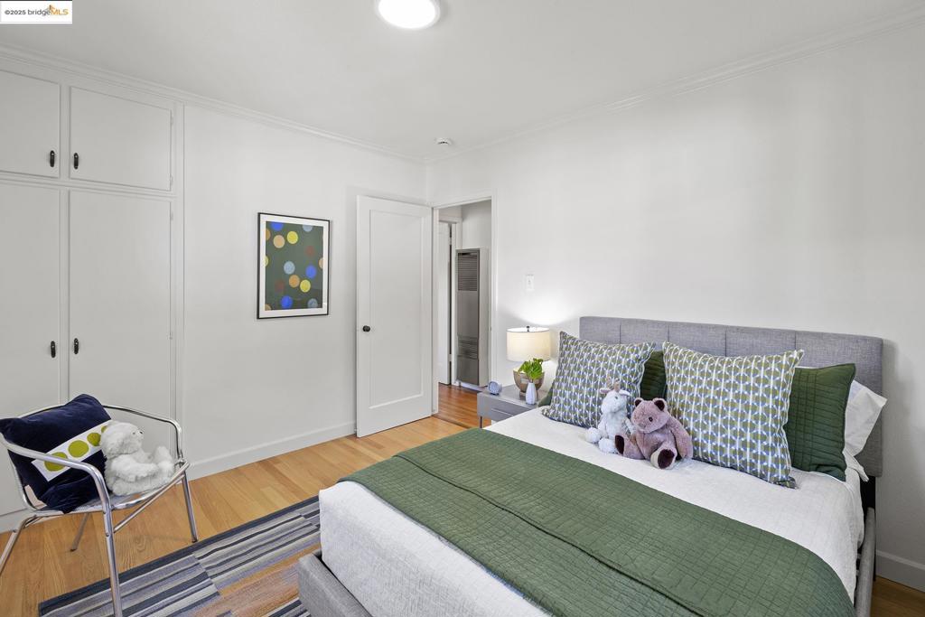 CENTRAL HAYWARD - Residential