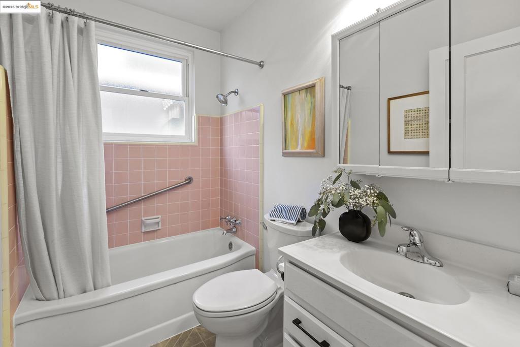 CENTRAL HAYWARD - Residential