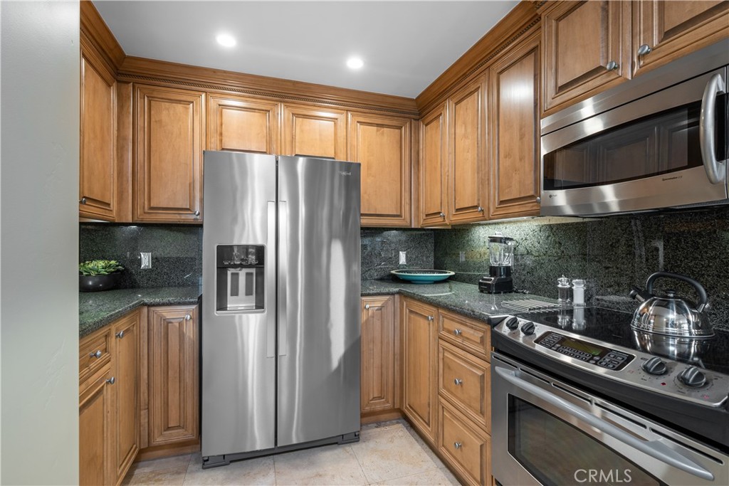 2727 Shell Beach Road 222