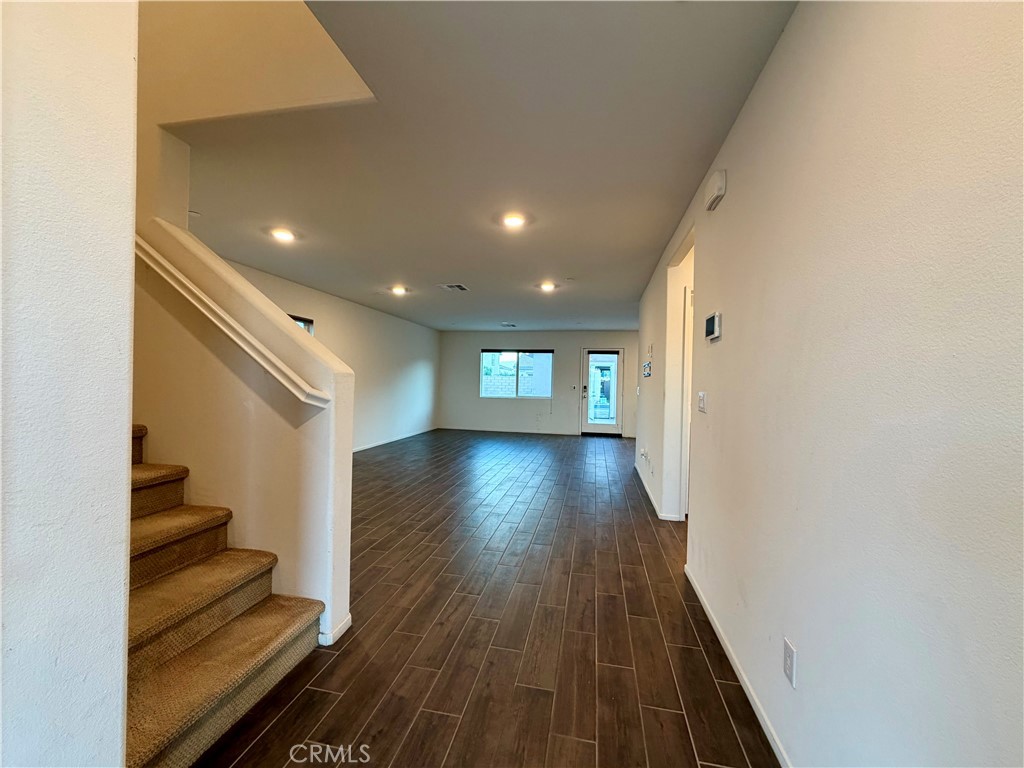 Cathedral Springs (33534) - Residential Lease