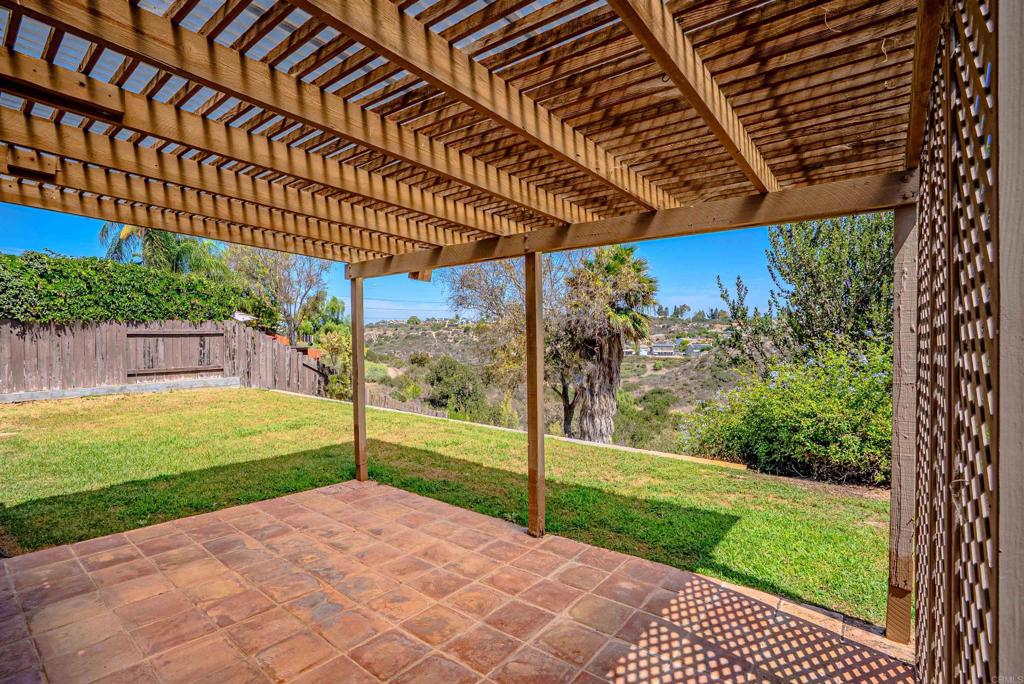 637 Redlands Place