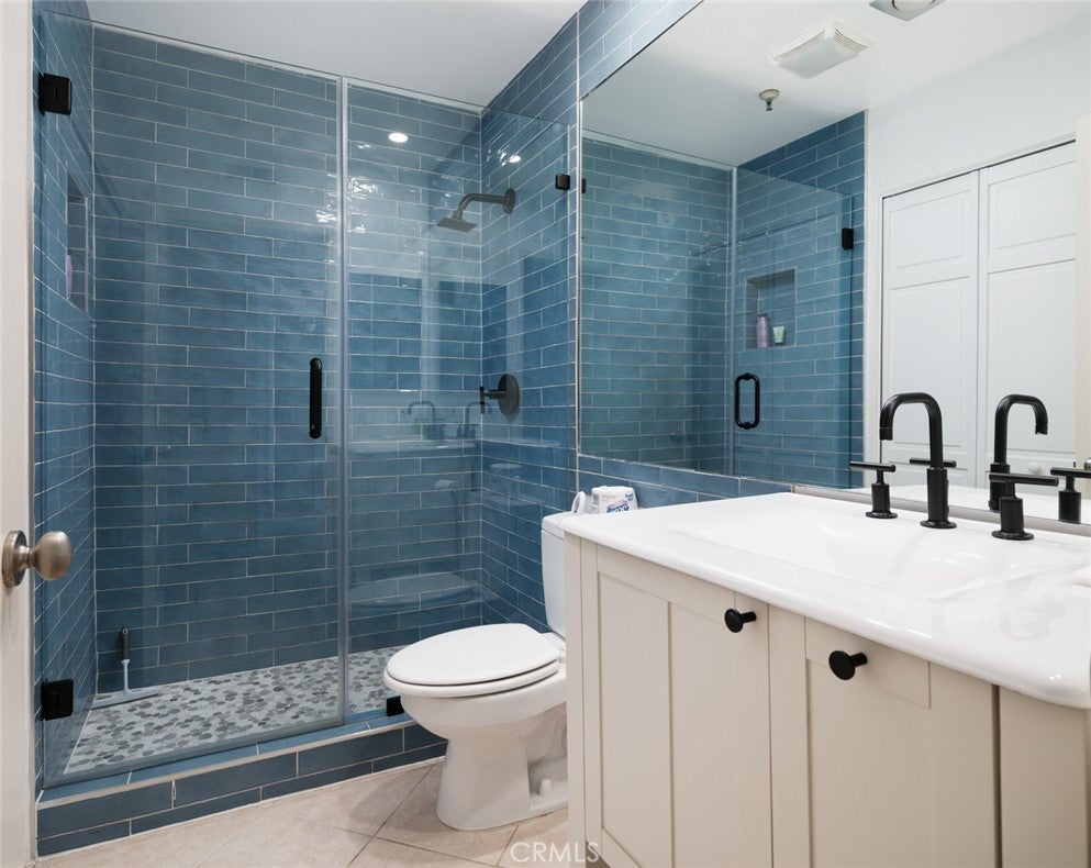 2 Canyon Island, Newport Beach CA 92660 - Photo 10