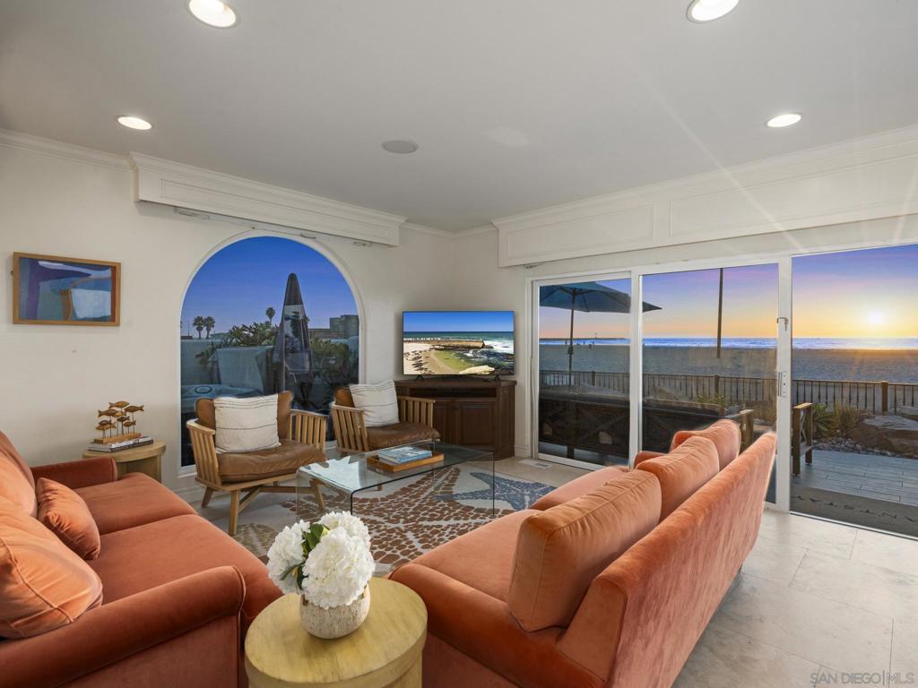 Mission Beach - Residential