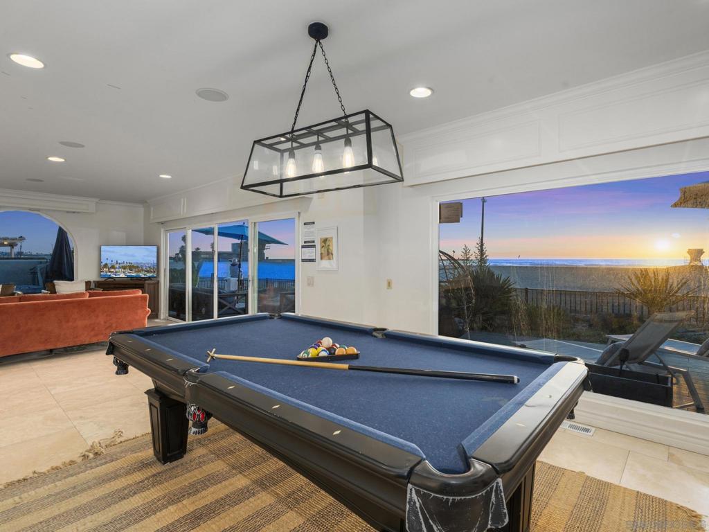 Mission Beach - Residential