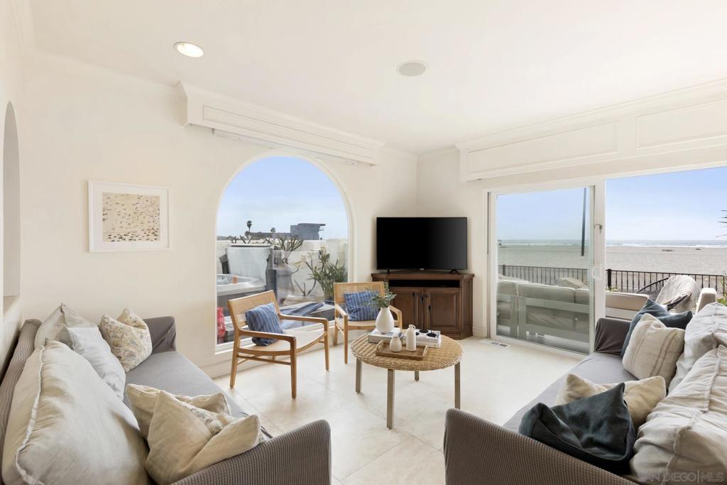 Mission Beach - Residential