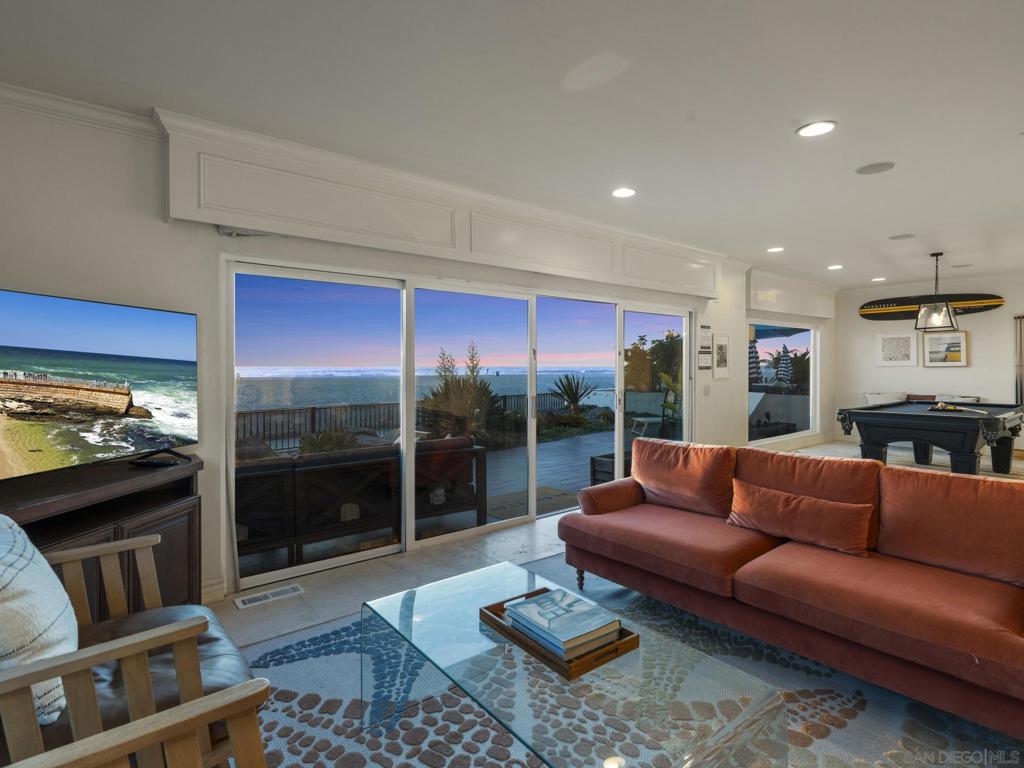 Mission Beach - Residential