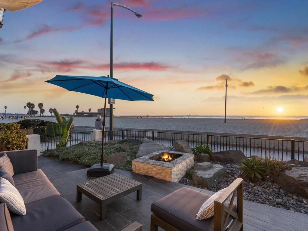 Mission Beach - Residential